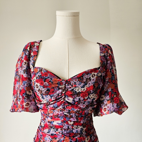 Zara S red floral ruched form fitting short sleeve dress nwot - Picture 2 of 8